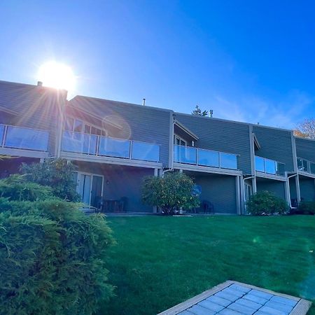 Shorewater Resort Qualicum Beach Exterior photo